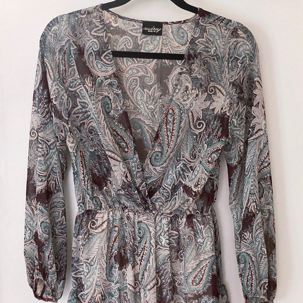Darling paisley Romper - Picture 4 of 7